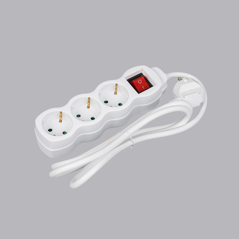 LOG-03K Nemecký typ tekvicového 3-cestného predlžovacieho kábla s prepínačom Multi-Socket