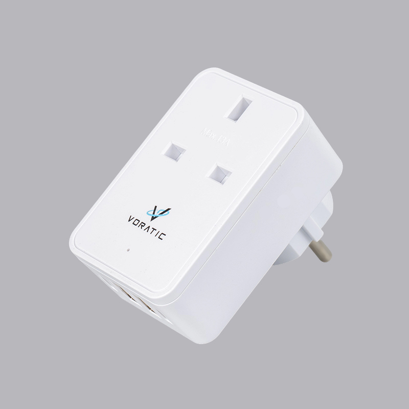 VT-924-DE UK do Nemecka, 1 zásuvka, 2 USB porty, 2 porty typu C adaptér
