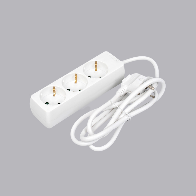 LOB-03 Nemecký typ obdĺžnikového tvaru 3-cestný napájací pásik Multi-Socket