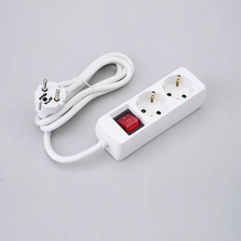 LOB-02K Nemecký typ pravouhlého 3-cestného napájacieho kábla s prepínačom Multi-Socket