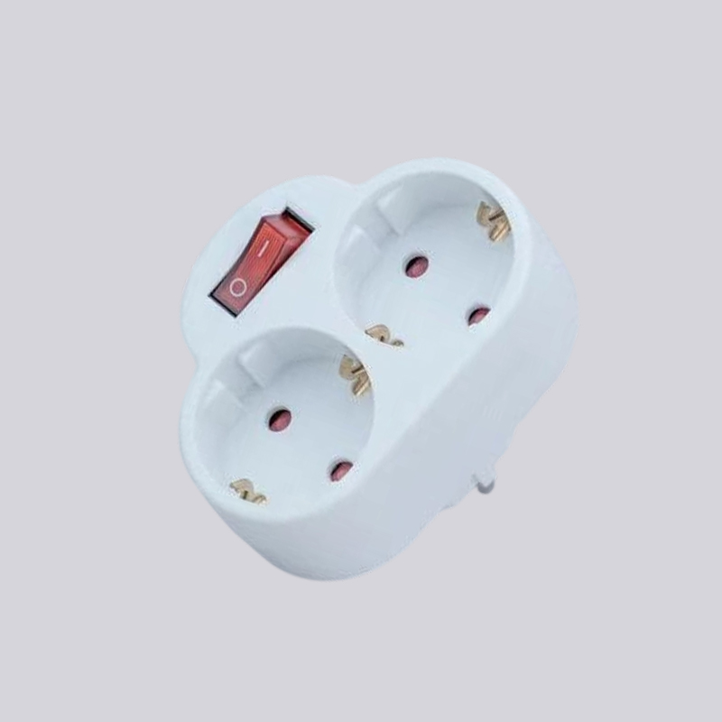 G01-02K dva okrúhle zástrčky nemeckého typu so spínacím adaptérom
